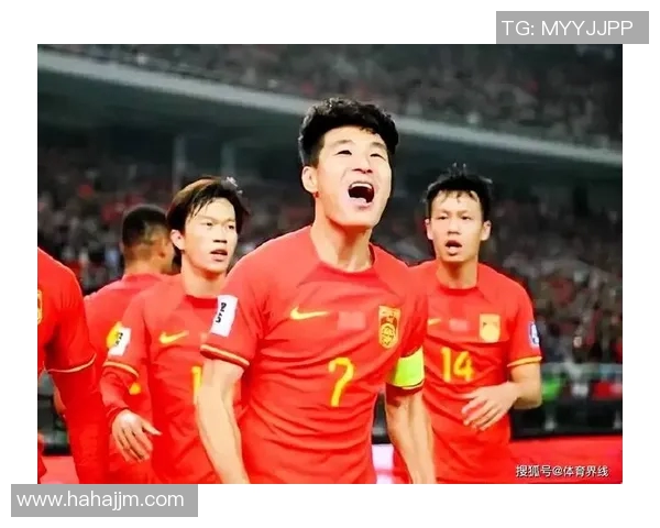 足球传奇巨星之路：探寻那些改变世界的球场传奇与伟大时刻