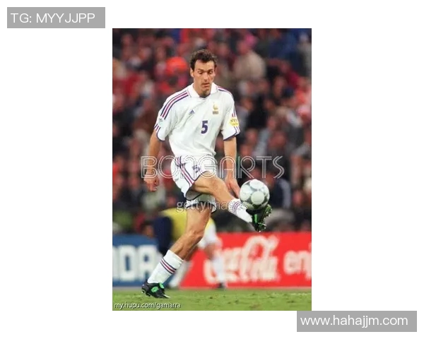 足球球星专属装备揭秘 从鞋子到球衣的全方位分析与选择指南